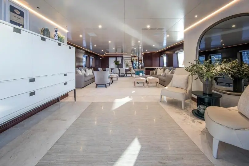 Lady Nora 1998 Broward Semi Displacement Yacht For Sale in Palma Lady Nora 1998 Broward Semi Displacement Yacht For Sale in Palma