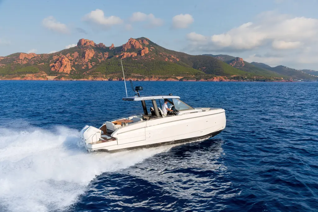 2026 Beneteau Gran Turismo 35 Yacht For Sale in New Rochelle NY 2026 Beneteau Gran Turismo 35 Yacht For Sale in New Rochelle NY