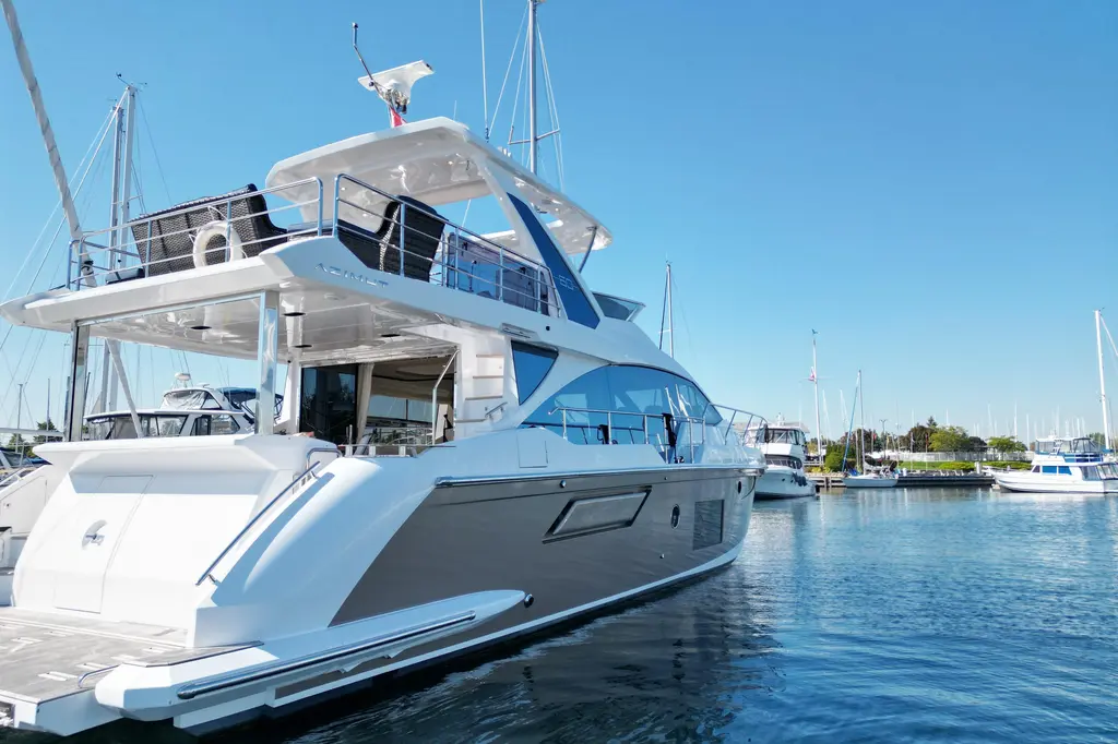 2024 Azimut Fly 60 Yacht For Sale in Mississauga ON 2024 Azimut Fly 60 Yacht For Sale in Mississauga ON