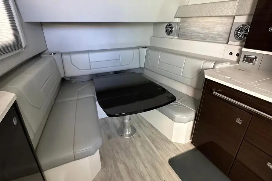 2019 Formula 430 Super Sport Crossover Yacht For Sale in South Lake Tahoe CA 2019 Formula 430 Super Sport Crossover Yacht For Sale in South Lake Tahoe CA