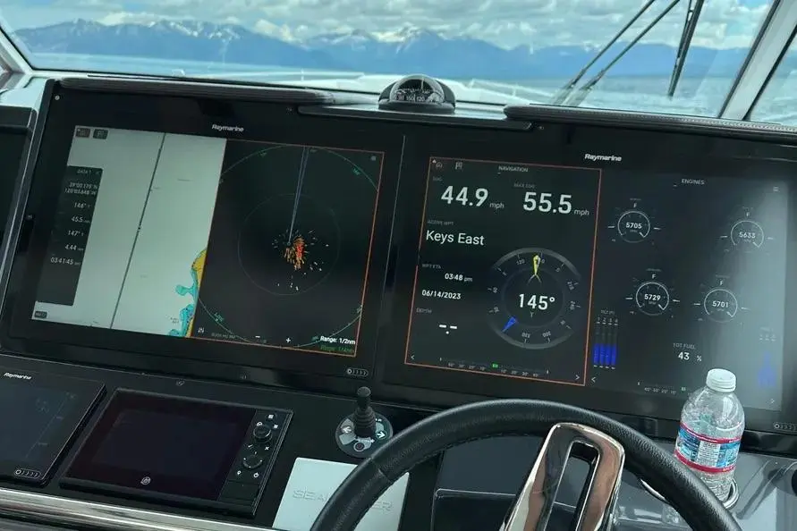 2019 Formula 430 Super Sport Crossover Yacht For Sale in South Lake Tahoe CA 2019 Formula 430 Super Sport Crossover Yacht For Sale in South Lake Tahoe CA