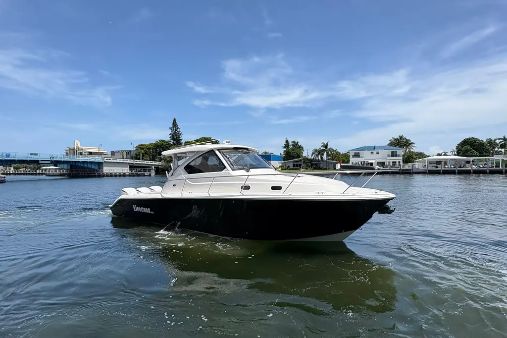 Lieuanna 2024 Pursuit OS 355 Offshore Yacht For Sale in St Thomas Lieuanna 2024 Pursuit OS 355 Offshore Yacht For Sale in St Thomas