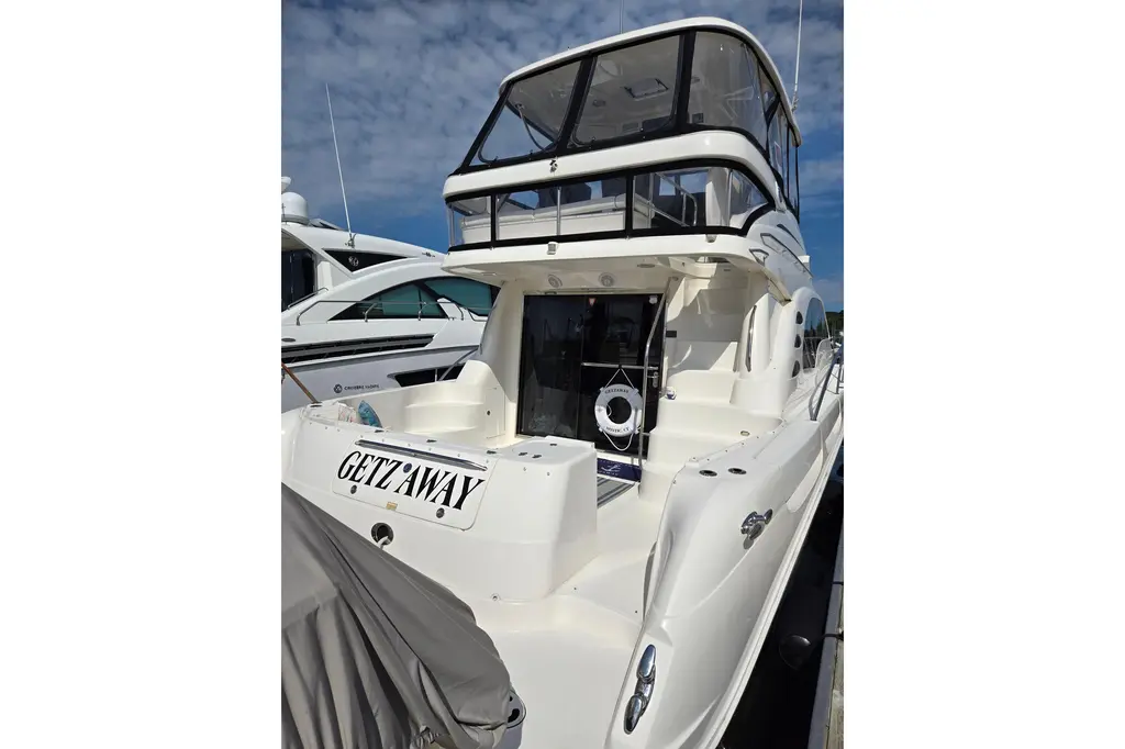 2007 Sea Ray 580 Sedan Bridge Yacht For Sale in Clinton CT 2007 Sea Ray 580 Sedan Bridge Yacht For Sale in Clinton CT