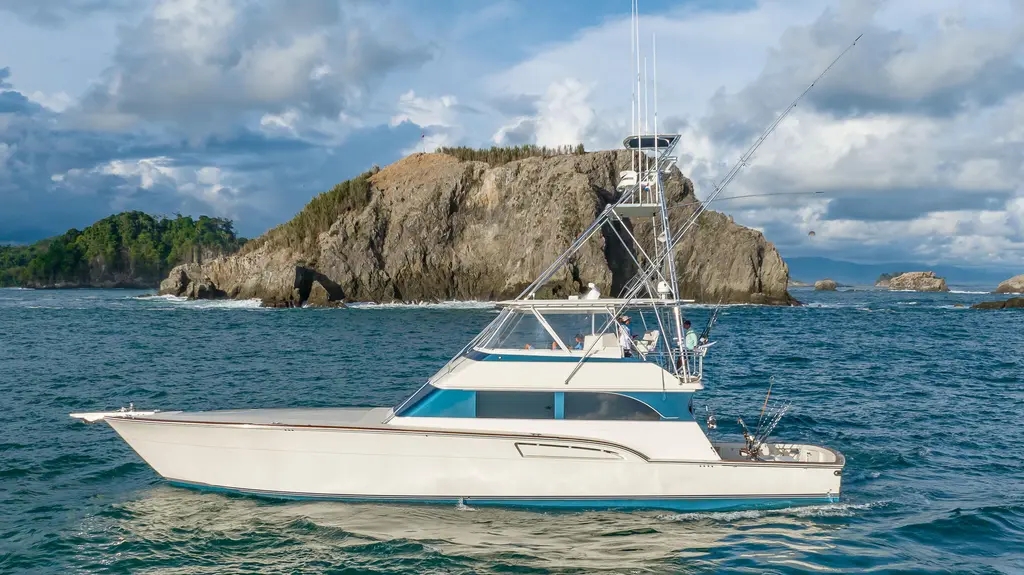 Crushing It 1996 Donzi R72 Yacht For Sale in Panama City Crushing It 1996 Donzi R72 Yacht For Sale in Panama City