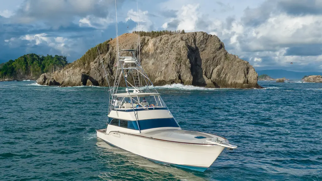 Crushing It 1996 Donzi R72 Yacht For Sale in Panama City Crushing It 1996 Donzi R72 Yacht For Sale in Panama City