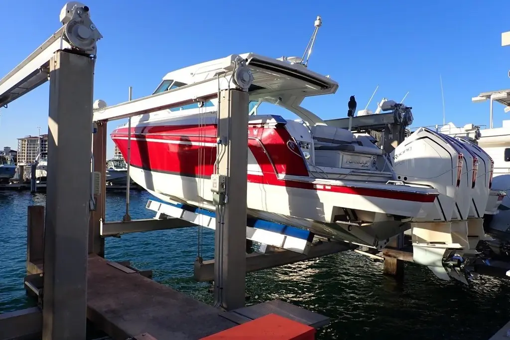 2023 Formula 380 Super Sport Crossover OB Yacht For Sale in Miami Beach FL 2023 Formula 380 Super Sport Crossover OB Yacht For Sale in Miami Beach FL