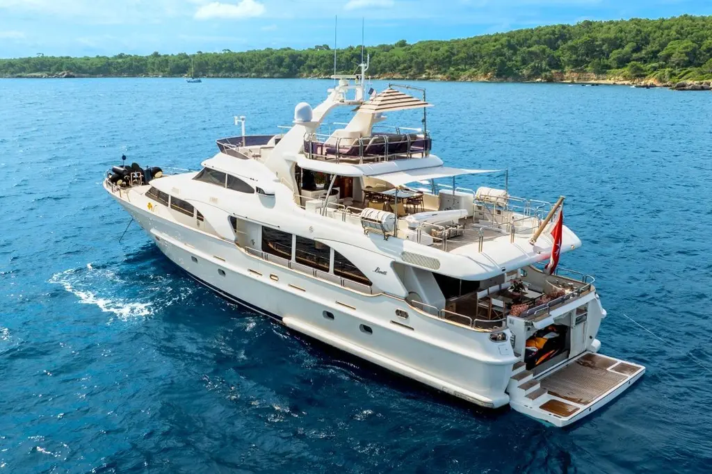 NEW STAR 2003 Benetti Tradition 100 Yacht For Sale in Villeneuve-Loubet NEW STAR 2003 Benetti Tradition 100 Yacht For Sale in Villeneuve-Loubet