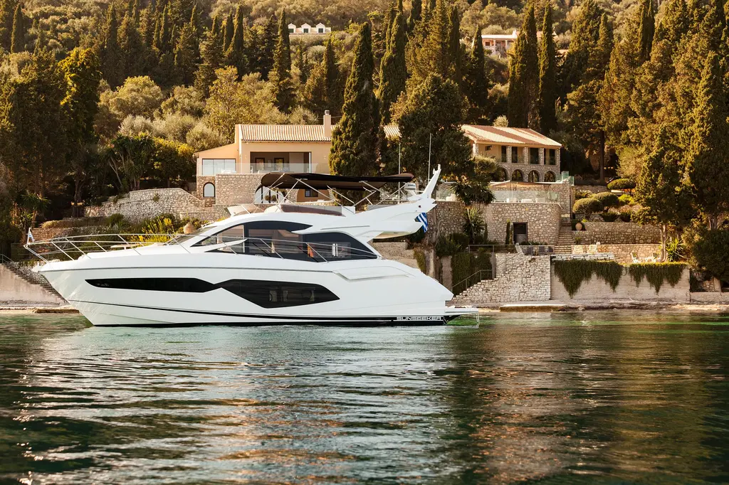 M/Y LADY K 2018 Sunseeker Manhattan 52 Yacht For Sale in Athens M/Y LADY K 2018 Sunseeker Manhattan 52 Yacht For Sale in Athens