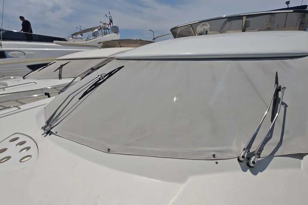 2001 Sunseeker Manhattan 74 Yacht For Sale in Athens 2001 Sunseeker Manhattan 74 Yacht For Sale in Athens