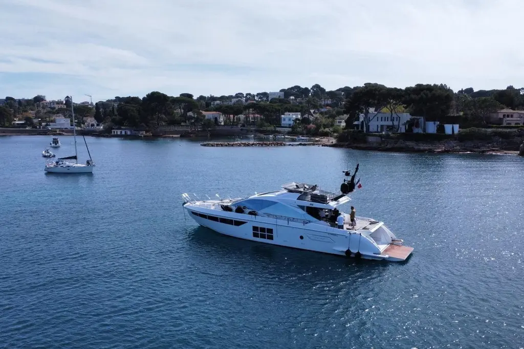 INES 2020 Azimut S7 Yacht For Sale in Cannes INES 2020 Azimut S7 Yacht For Sale in Cannes