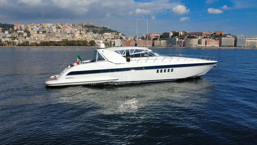 2005 Mangusta 80 Open Yacht For Sale in Naples, Campania 2005 Mangusta 80 Open Yacht For Sale in Naples, Campania