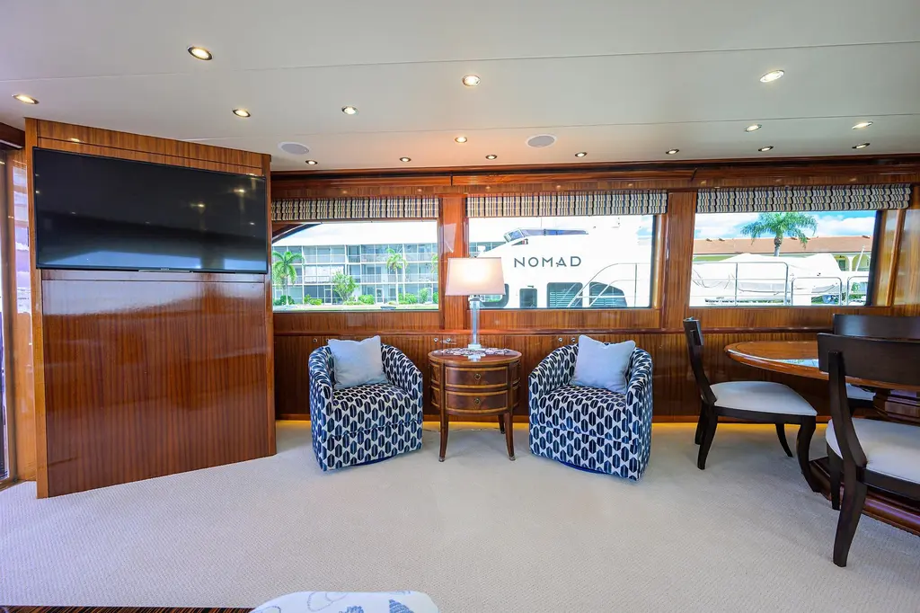 SAPPHIRE 2009 Hatteras Enclosed Bridge Yacht For Sale in Key Largo FL SAPPHIRE 2009 Hatteras Enclosed Bridge Yacht For Sale in Key Largo FL