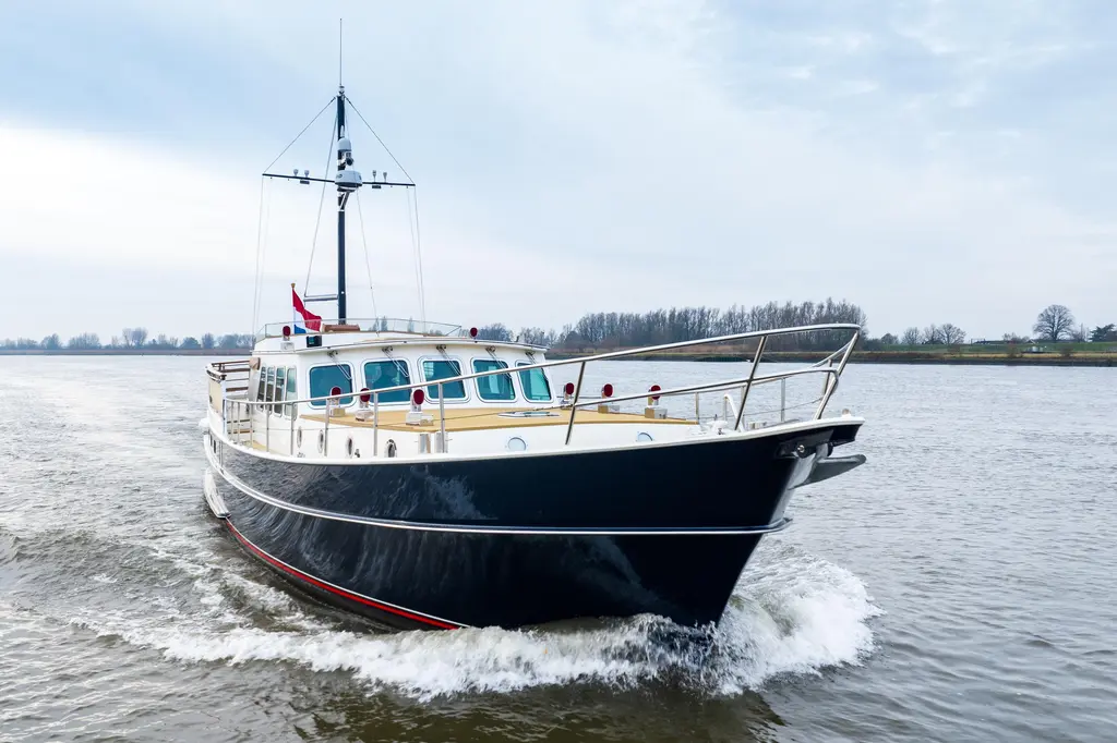 Martina 1984 1900 Yacht For Sale in Groot-Ammers Martina 1984 1900 Yacht For Sale in Groot-Ammers
