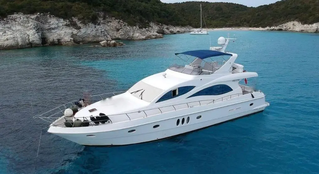 2010 Majesty 66 Flybridge Yacht For Sale in Corfu 2010 Majesty 66 Flybridge Yacht For Sale in Corfu