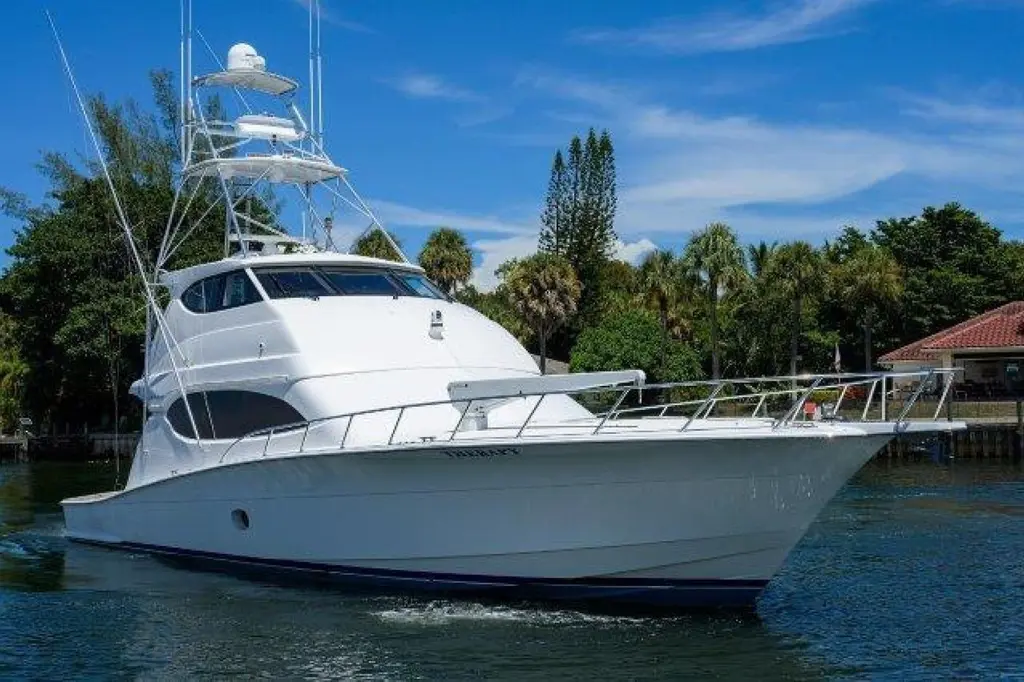 2007 Hatteras 68 Convertible Yacht For Sale in Fort Lauderdale FL 2007 Hatteras 68 Convertible Yacht For Sale in Fort Lauderdale FL