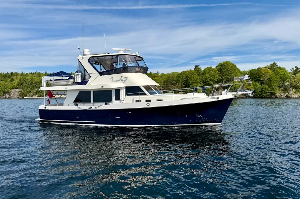 Prairie Sky 2008 Ocean Alexander 48E Classicco Yacht For Sale in Leeds and the Thousand Islands ON