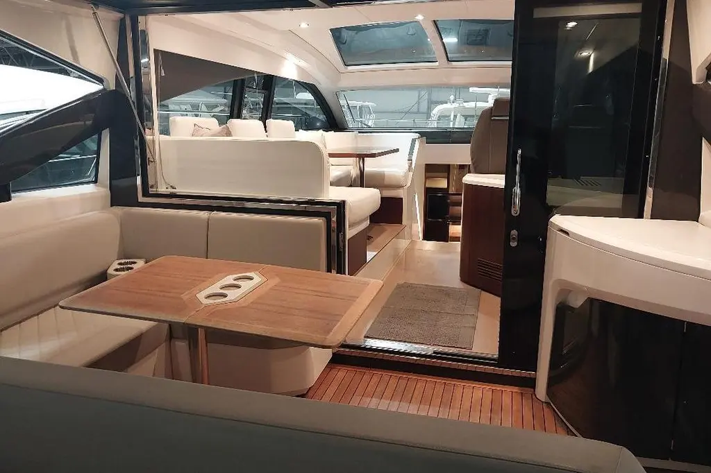 GRATA 2022 Fairline Targa 45 GT Yacht For Sale in Charlevoix MI GRATA 2022 Fairline Targa 45 GT Yacht For Sale in Charlevoix MI