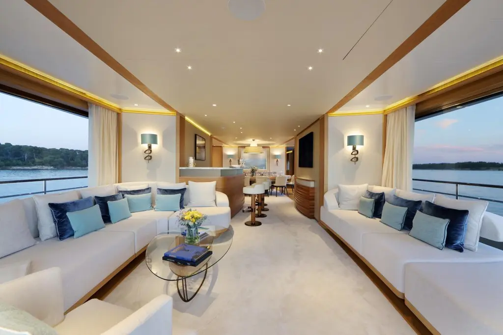 Solis 2015 Mulder Full Displacement Yacht For Sale in Barcelona ES-B