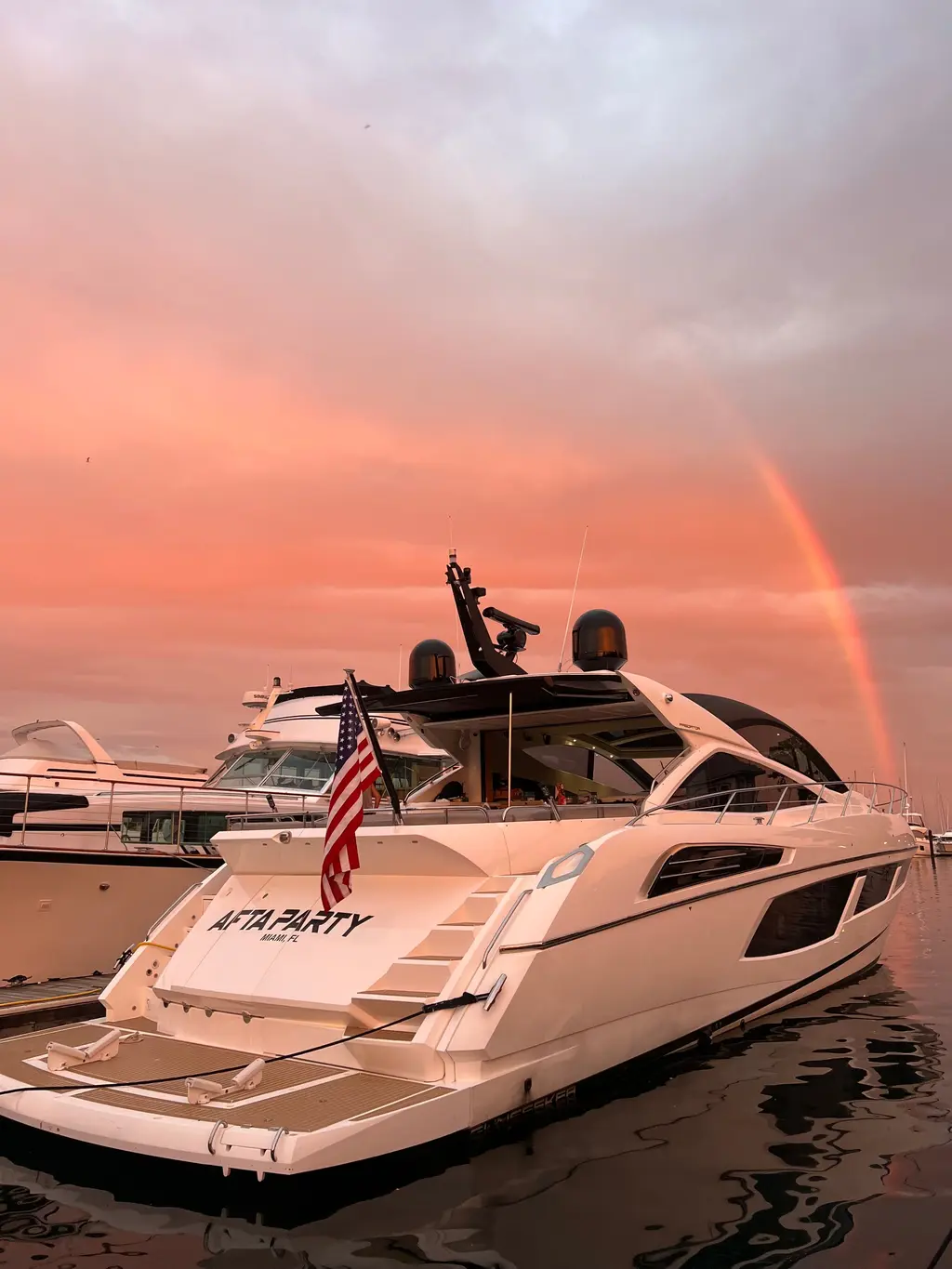 AFTA PARTY 2017 Sunseeker Predator 68 Yacht For Sale in Holland MI AFTA PARTY 2017 Sunseeker Predator 68 Yacht For Sale in Holland MI