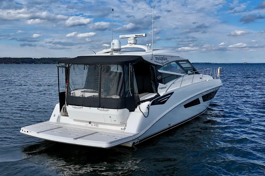 SKALYWAG VI 2015 Sea Ray 470 Sundancer Yacht For Sale in Midland ON SKALYWAG VI 2015 Sea Ray 470 Sundancer Yacht For Sale in Midland ON