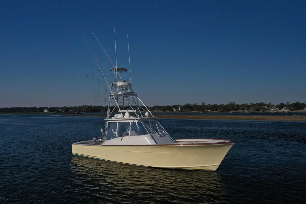 GAME PLAN 2007 Gamefisherman 42 Walkaround SONAR EQUIPPED Yacht For Sale in Kailua-Kona HI GAME PLAN 2007 Gamefisherman 42 Walkaround SONAR EQUIPPED Yacht For Sale in Kailua-Kona HI