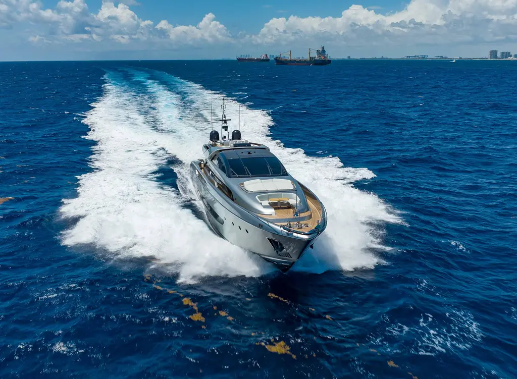 Chop Chop 2014 Riva Mythos Motoryacht Yacht For Sale in Fort Lauderdale FL Chop Chop 2014 Riva Mythos Motoryacht Yacht For Sale in Fort Lauderdale FL