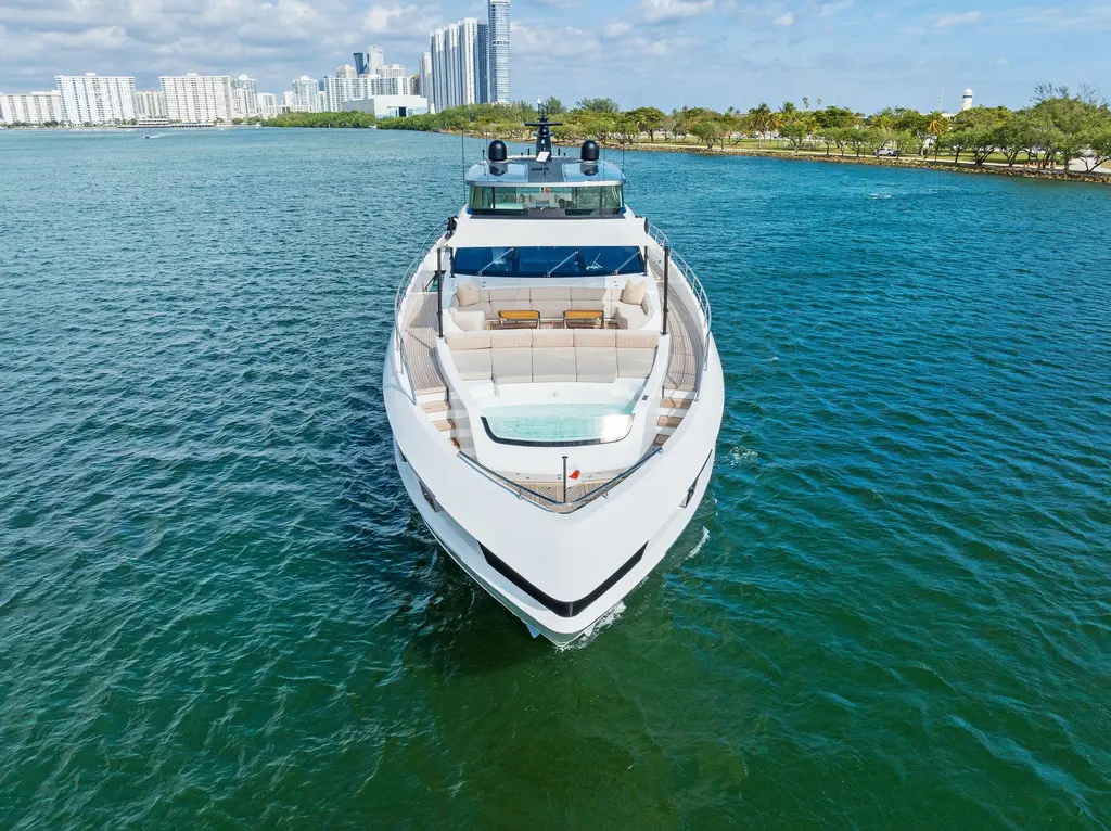 YESENIA 2020 Mangusta 33M Gransport Yacht For Sale in Fort Lauderdale FL YESENIA 2020 Mangusta 33M Gransport Yacht For Sale in Fort Lauderdale FL