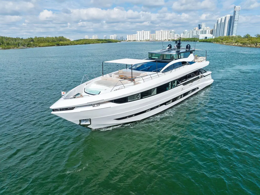 YESENIA 2020 Mangusta 33M Gransport Yacht For Sale in Fort Lauderdale FL YESENIA 2020 Mangusta 33M Gransport Yacht For Sale in Fort Lauderdale FL