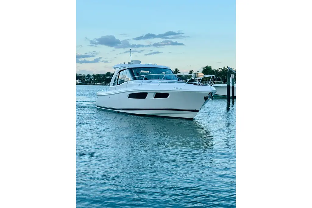 2021 Intrepid 410 Evolution Yacht For Sale in Miami Beach FL 2021 Intrepid 410 Evolution Yacht For Sale in Miami Beach FL