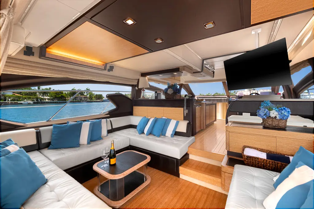 2013 Azimut 64 Yacht For Sale in Fort Lauderdale FL 2013 Azimut 64 Yacht For Sale in Fort Lauderdale FL