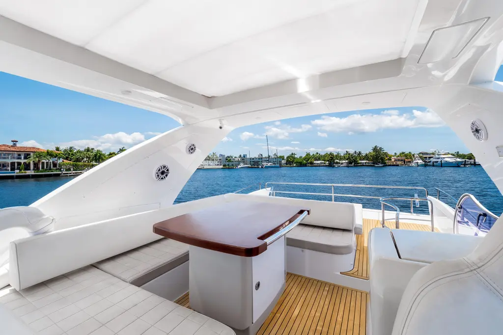 2013 Azimut 64 Yacht For Sale in Fort Lauderdale FL 2013 Azimut 64 Yacht For Sale in Fort Lauderdale FL