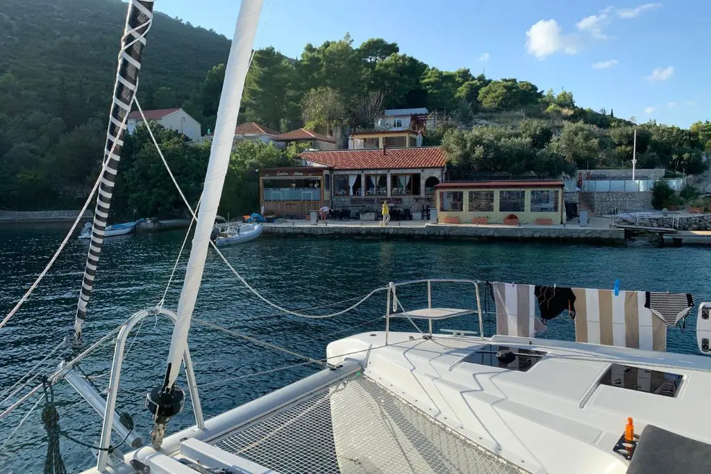 Twin Joy 2019 Lagoon 50 Yacht For Sale in Le Marin Twin Joy 2019 Lagoon 50 Yacht For Sale in Le Marin