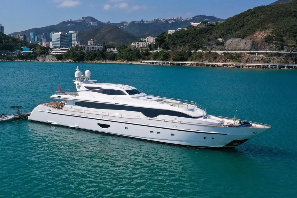 Sunshine 2010 Versilcraft Euroyacht Planet 125S Hardtop Yacht For Sale in Kota Kinabalu Sunshine 2010 Versilcraft Euroyacht Planet 125S Hardtop Yacht For Sale in Kota Kinabalu