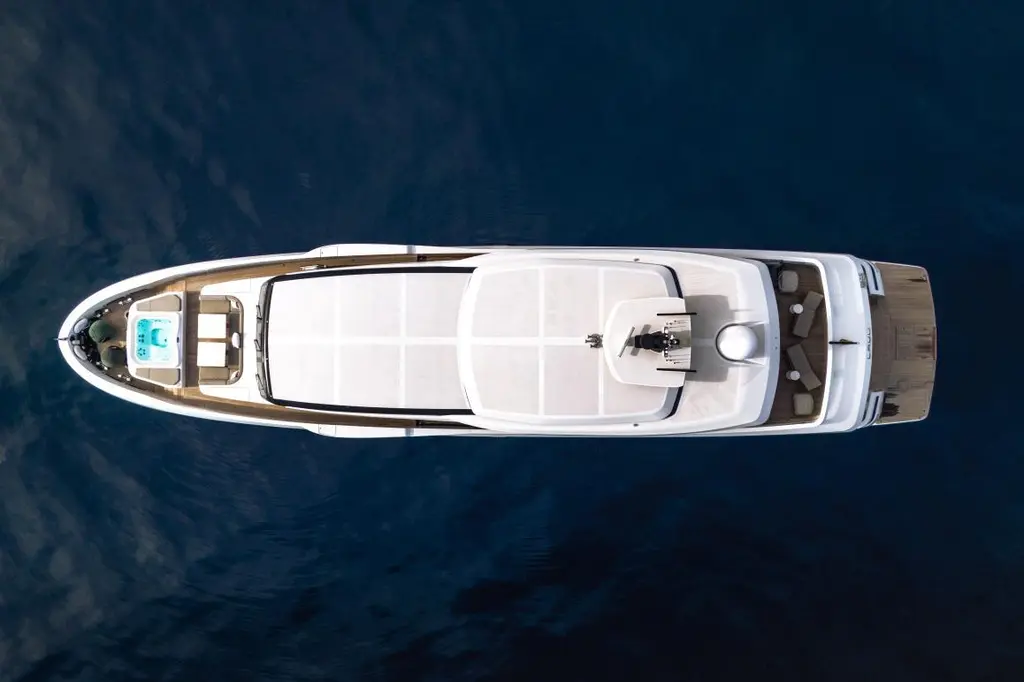 LAUL 2019 Extra Yachts 130 Alloy Yacht For Sale in Bandol 83 LAUL 2019 Extra Yachts 130 Alloy Yacht For Sale in Bandol 83