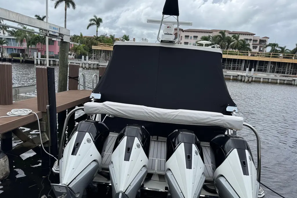 Formula 2023 Formula 400 Super Sport Crossover Yacht For Sale in Fort Lauderdale FL Formula 2023 Formula 400 Super Sport Crossover Yacht For Sale in Fort Lauderdale FL