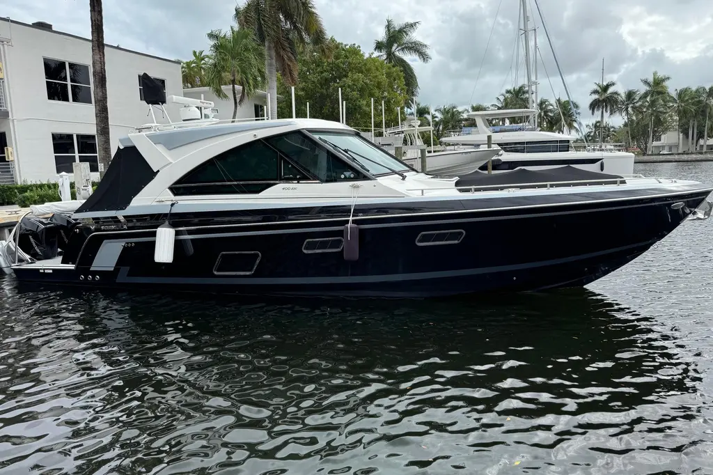 Formula 2023 Formula 400 Super Sport Crossover Yacht For Sale in Fort Lauderdale FL Formula 2023 Formula 400 Super Sport Crossover Yacht For Sale in Fort Lauderdale FL