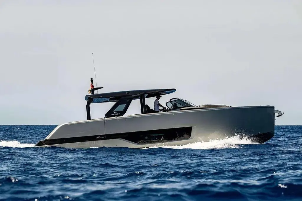 2021 Cranchi A46 Luxury Tender Yacht For Sale in Empuriabrava ES-GI 2021 Cranchi A46 Luxury Tender Yacht For Sale in Empuriabrava ES-GI