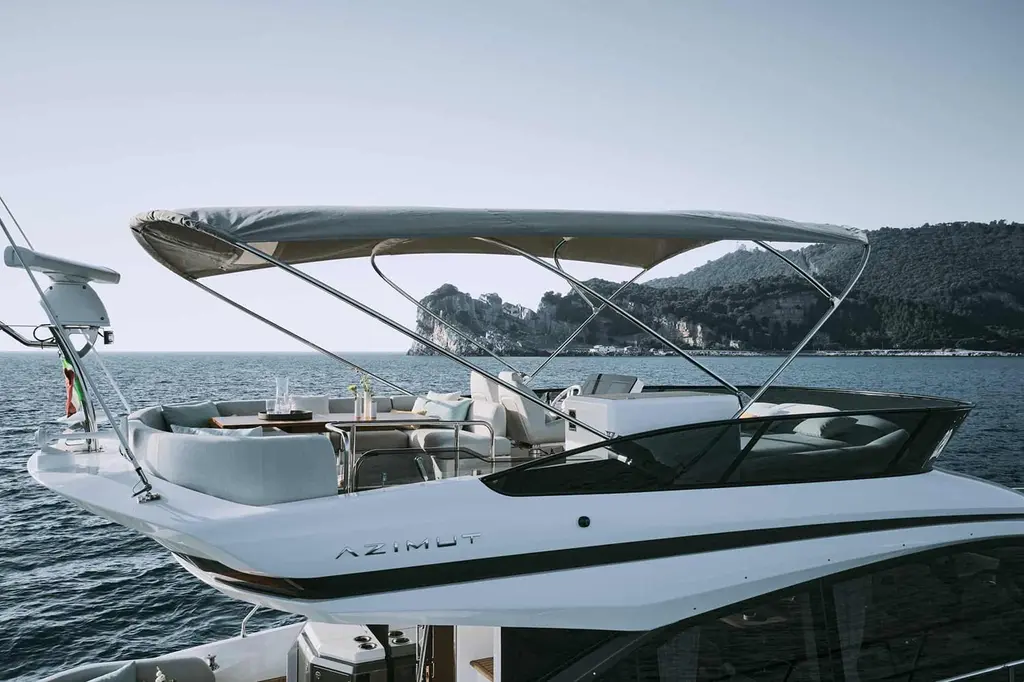2024 Azimut Fly 53 Yacht For Sale in Dubai 2024 Azimut Fly 53 Yacht For Sale in Dubai