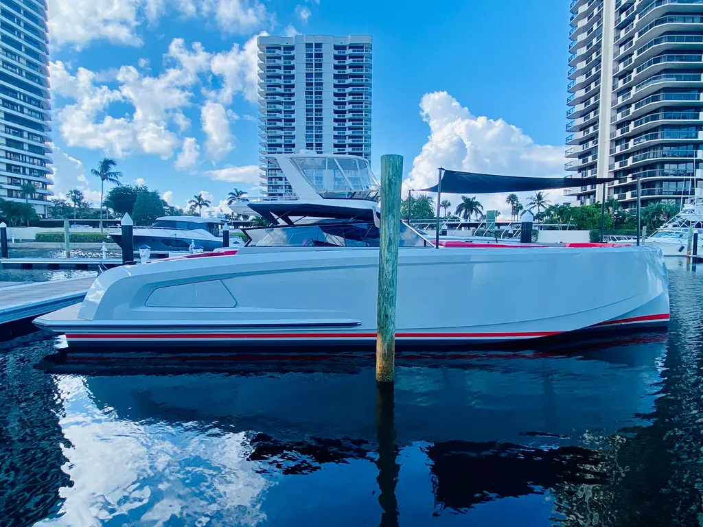 Little Rome 2020 Vanquish VQ45 Yacht For Sale in North Palm Beach FL Little Rome 2020 Vanquish VQ45 Yacht For Sale in North Palm Beach FL