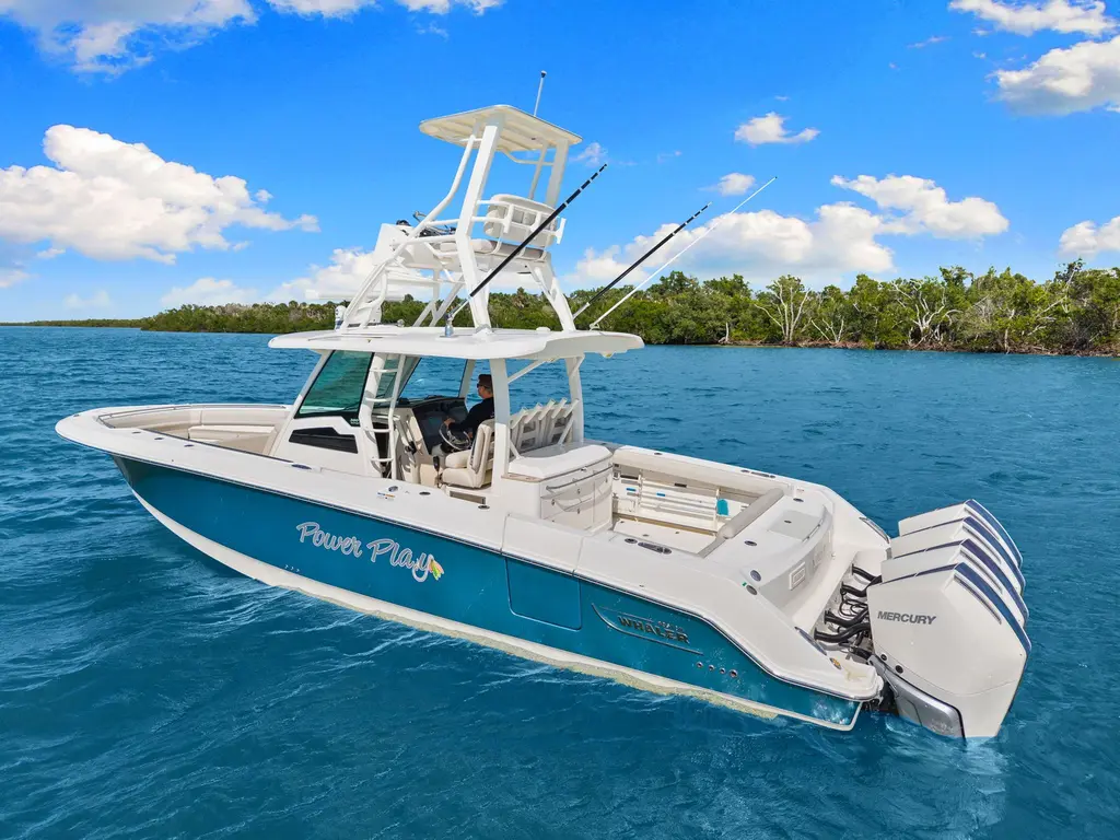 2020 Boston Whaler 380 Outrage Yacht For Sale in Naples FL 2020 Boston Whaler 380 Outrage Yacht For Sale in Naples FL