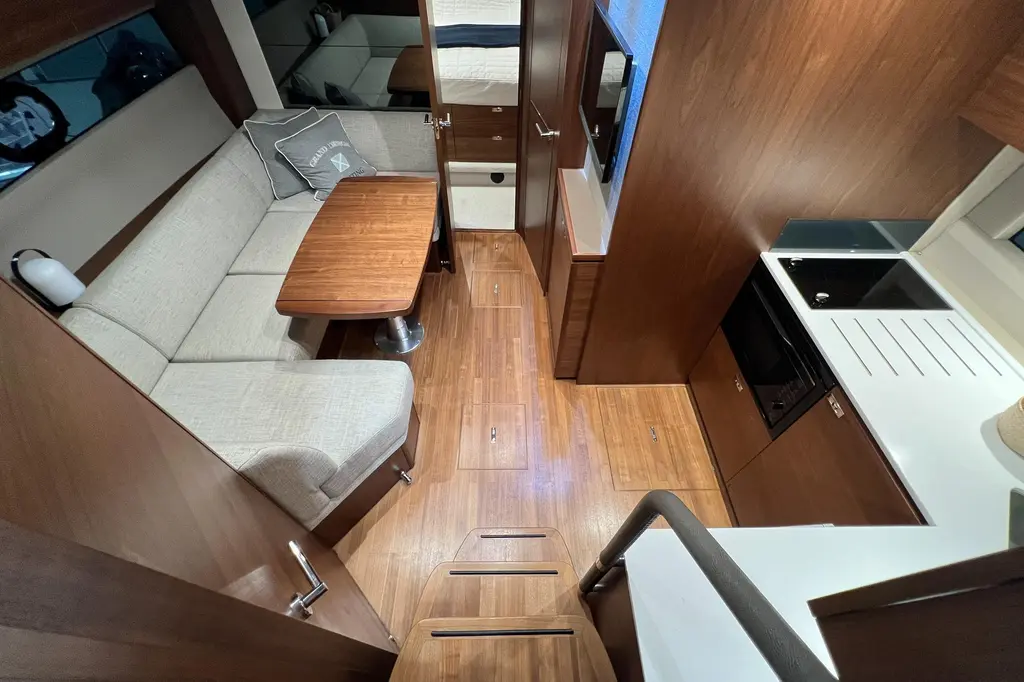 V40115 2021 Princess V40 Yacht For Sale in Henån V40115 2021 Princess V40 Yacht For Sale in Henån