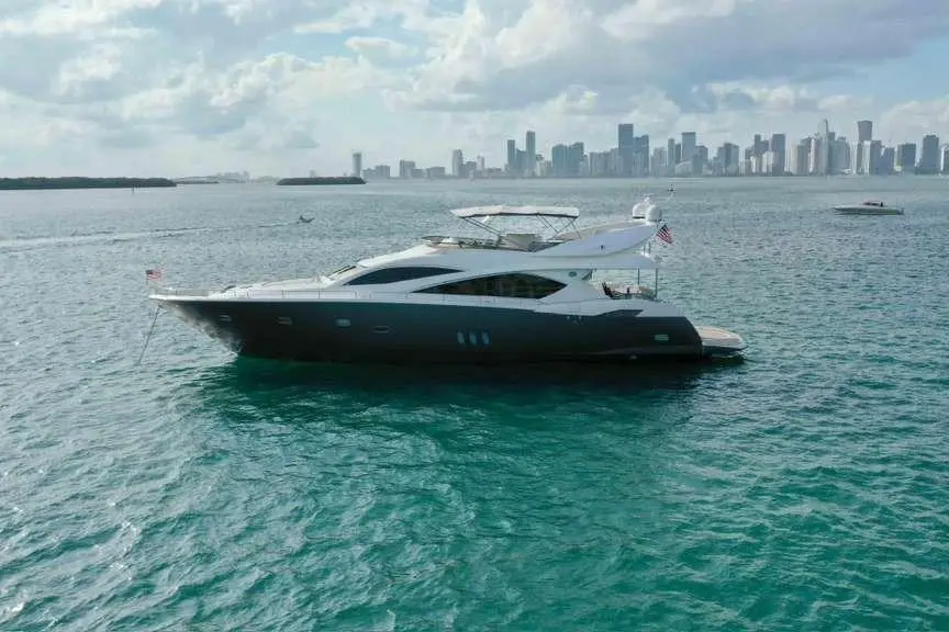 FINS UP 2006 Sunseeker Manhattan 82 Yacht For Sale in Miami FL FINS UP 2006 Sunseeker Manhattan 82 Yacht For Sale in Miami FL