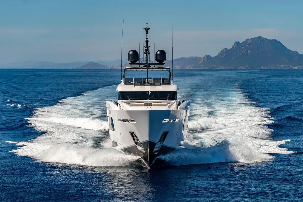 MIOTU 2022 Custom Line CL 140 Yacht For Sale in Olbia IT-SS MIOTU 2022 Custom Line CL 140 Yacht For Sale in Olbia IT-SS