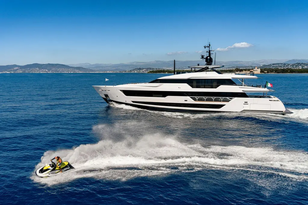 MIOTU 2022 Custom Line CL 140 Yacht For Sale in Olbia IT-SS MIOTU 2022 Custom Line CL 140 Yacht For Sale in Olbia IT-SS