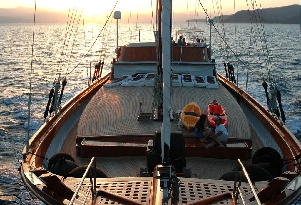 2000 Gulet 38m Yacht For Sale in Athens 2000 Gulet 38m Yacht For Sale in Athens
