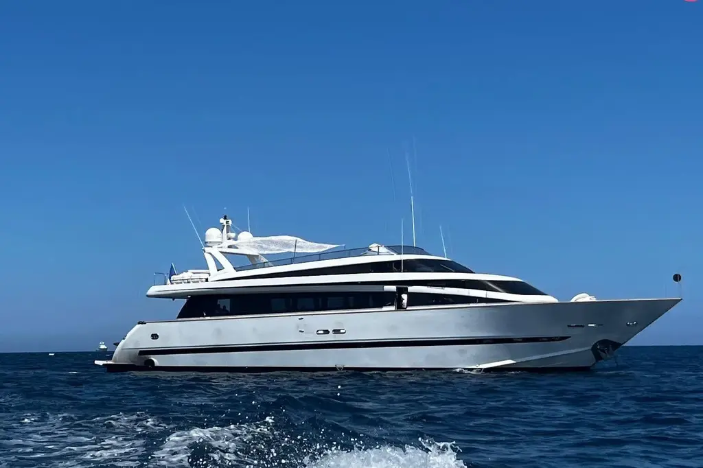 1995 Mondomarine Mondomarine 30 Yacht For Sale in Cannes 1995 Mondomarine Mondomarine 30 Yacht For Sale in Cannes