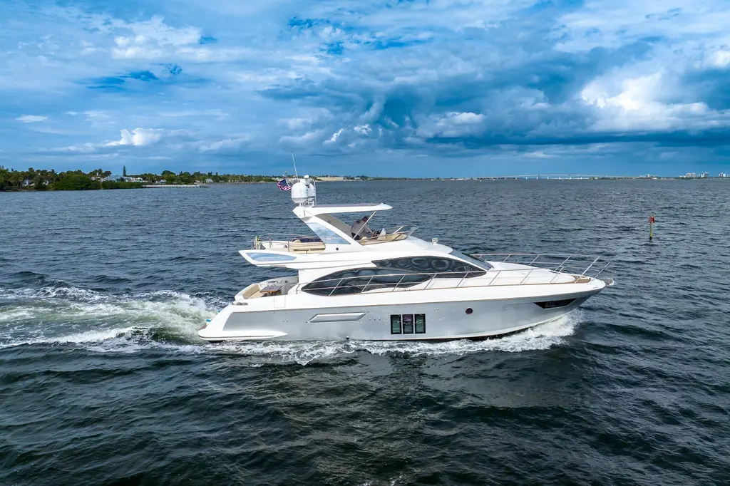 “Just Chillin” 2014 Azimut 54 Yacht For Sale in Stuart FL “Just Chillin” 2014 Azimut 54 Yacht For Sale in Stuart FL
