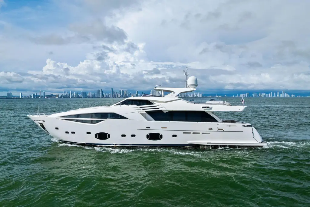 SHA SHA SHA IV 2014 Custom Line 100' Yacht For Sale in Panama City SHA SHA SHA IV 2014 Custom Line 100' Yacht For Sale in Panama City