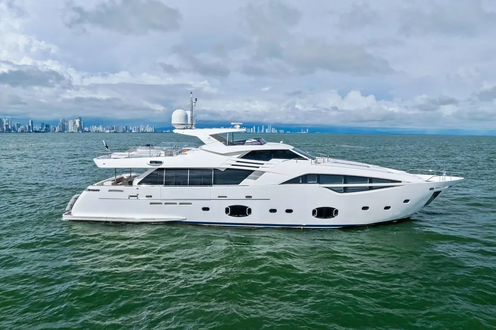 SHA SHA SHA IV 2014 Custom Line 100' Yacht For Sale in Panama City SHA SHA SHA IV 2014 Custom Line 100' Yacht For Sale in Panama City