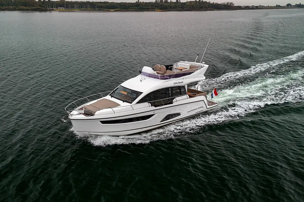  2021 Sealine F430 Yacht For Sale in Bruinisse 